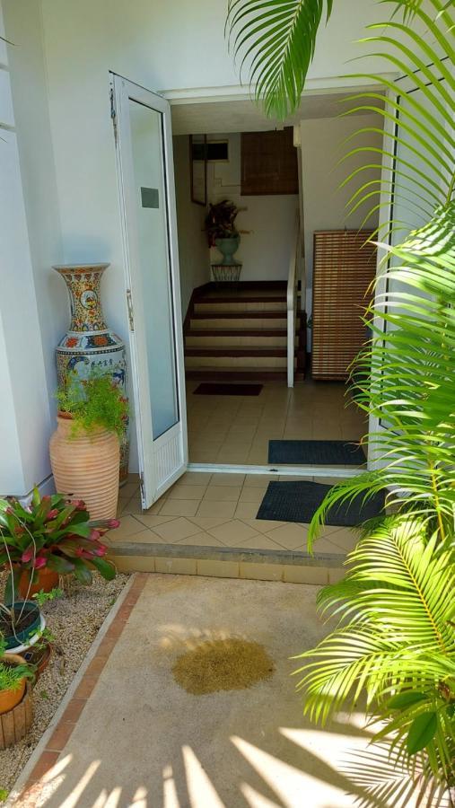 Tropical Palms Apartment Mauritius Pointe aux Canonniers Dış mekan fotoğraf